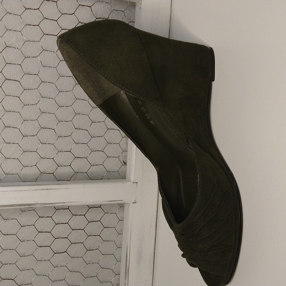 Apostrophe Textile Suede Peep-Toe Wedges - Picture 5 of 9